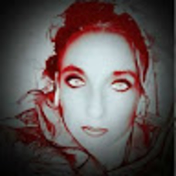 Meet your Posher, Kelly - Picture 1 of 1